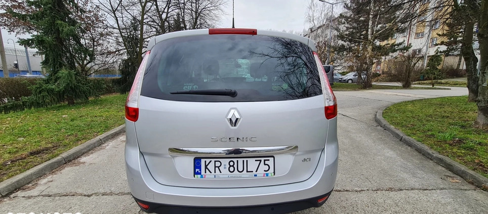 Renault Grand Scenic cena 30200 przebieg: 225507, rok produkcji 2013 z Kraków małe 277